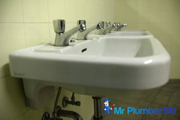 basin-installation-replacement-mr-plumber-singapore